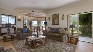 Unclassified image, 3 of 24, button - Villa Anthony by Villa Plus (Vale Rebelho)