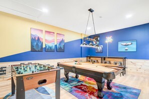 Spielezimmer
