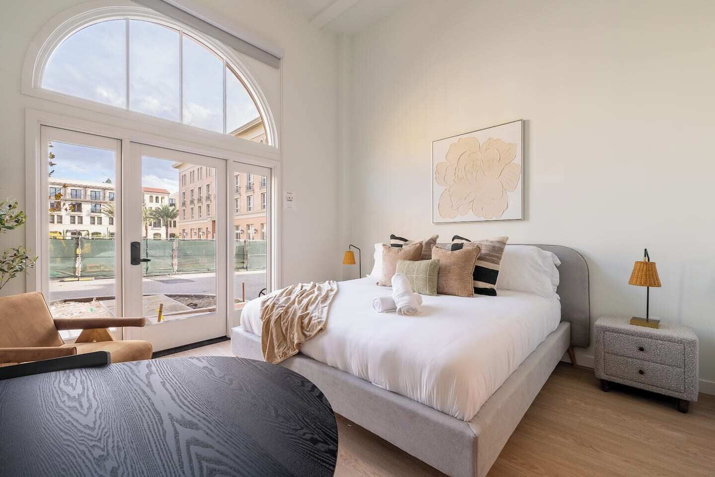 Iron/ironing board, travel crib, free WiFi, bed sheets