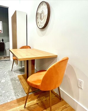 Dining - Hudson Yards 1-bedroom apartment (New York)