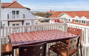 Outdoor dining - Awesome apartment in Blokhus with WiFi (Blokhus)