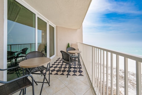 ~NEW Listing 9th Floor Beachfront 2B/2B W/FREE Beach Chairs/Umbrella~