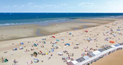 Bel appartement de 3 chambres Ă Ostende