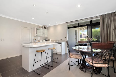Fridge, microwave, stovetop, coffee/tea maker. Parnwell Villa Apartment - The Tropical Oasis