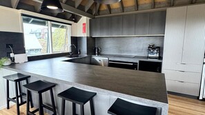 Microwave, oven, stovetop, dishwasher