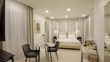 Standard Double Room, 1 King Bed