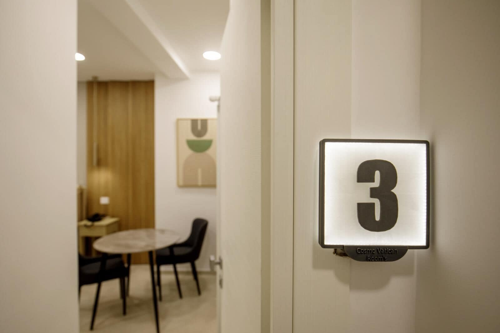 Doppia Standard, 1 letto king | Minibar, una cassaforte in camera, una scrivania, tende oscuranti