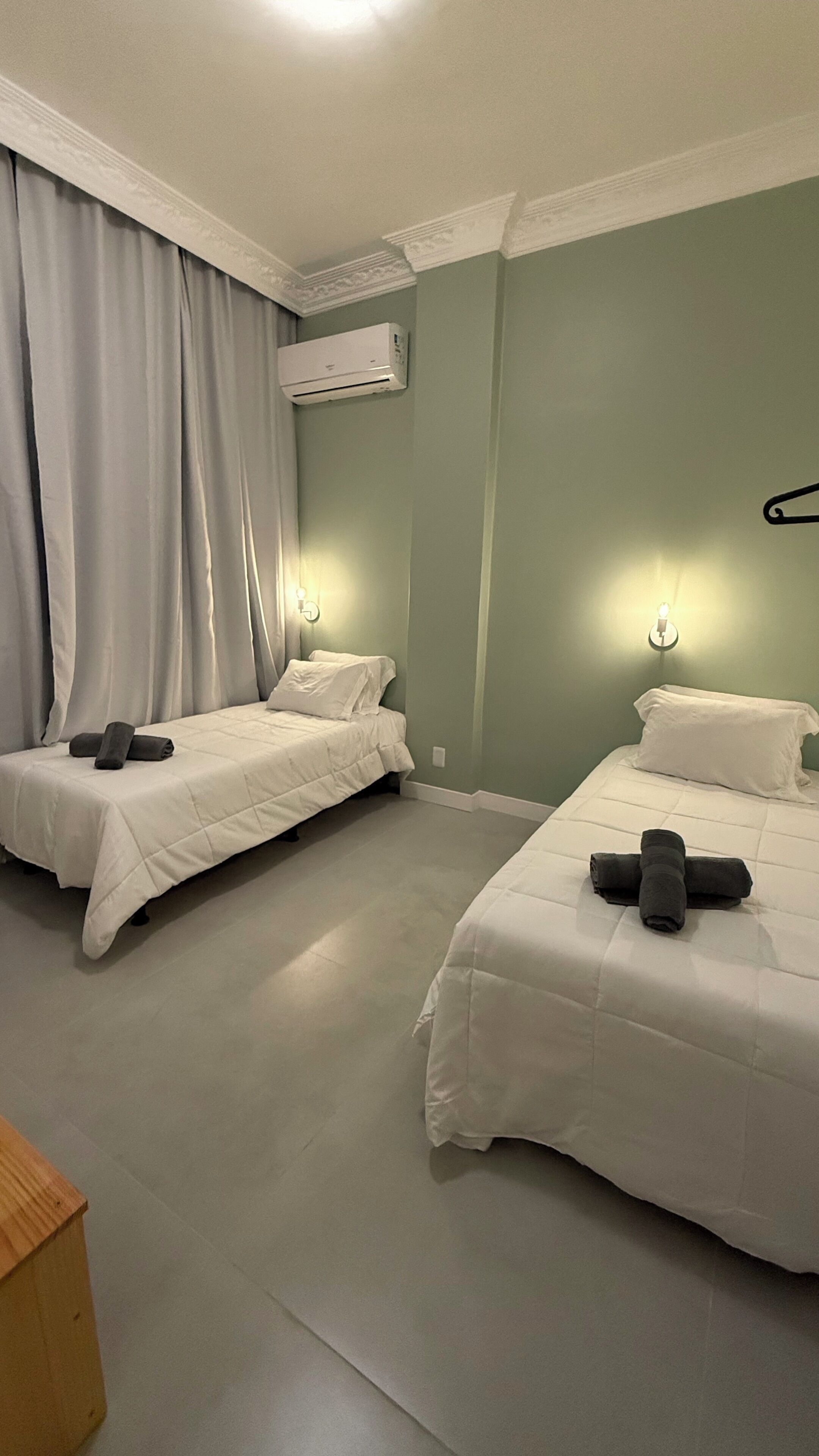 3 camere, accesso a Internet, lenzuola