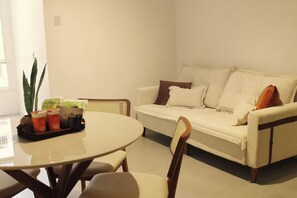 Living area - Tetê's Apartment - excellent apartment in Copacabana (Rio de Janeiro)