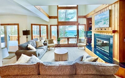 The Treehouse at Duna Vista - Crow’s nest views, Association beach, pool, tennis