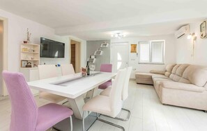 Dining - Lovely apartment in Biograd na moru (Biograd na moru)