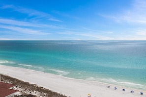 On the beach - Beach Front Unit - Amazing Views - Tops'l Resort - Free Pickleball (Miramar Beach)