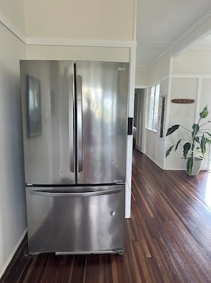 Interior - Yeppoon Salt Shack (Barlows Hill)