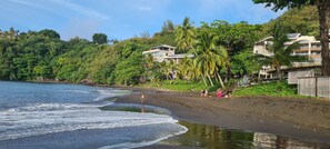 Beach - Fare Tupaia — Tahiti Suite with Ocean View, Beach & 4★ Resort Amenities (Arue)