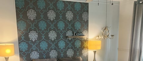 3 makuuhuonetta, silitysrauta/-lauta, Wi-Fi, vuodevaatteet