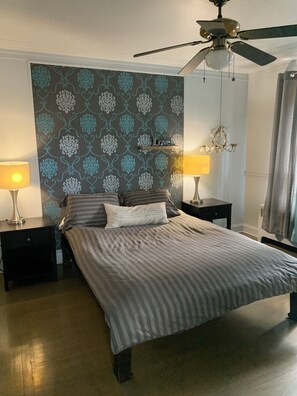 3 chambres, fer et planche à repasser, Wi-Fi, draps fournis
