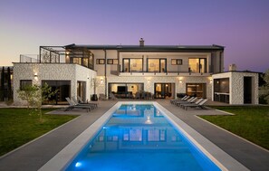 pool - Cozy home in Bale with sauna (Bale)