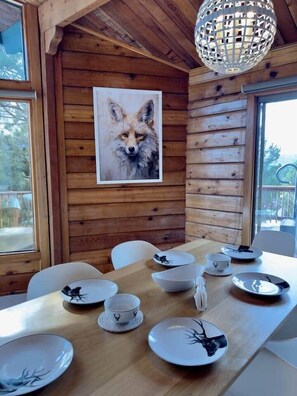 Dining - Panoramic Views • Hot Tub • Fireplace • No Pet Fee (Ruidoso)