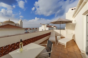 Outdoor dining - Second Life Baleal - 350 meters to the sea (Peniche)