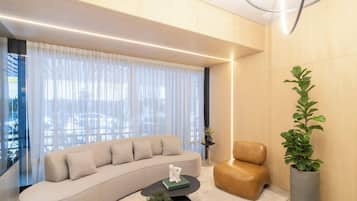 Basic Apartment | Living area