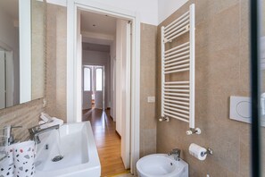 Shower, bidet, towels, toilet paper - iFlat | Comfy Home by The Vatican (Rome)