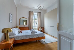 2 bedrooms, iron/ironing board