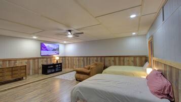 4 bedrooms, internet, bed sheets