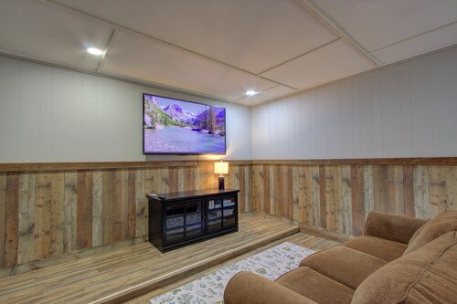 Country Retreat - King Bed