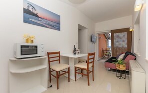 Interior - Amazing apartment in Omis with house sea view (Omis)