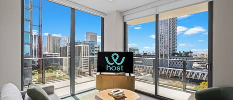 Apartment, 2 Bedrooms, City View | Living area