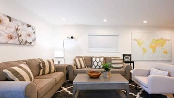 TV, fireplace, offices