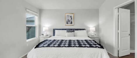 Iron/ironing board, WiFi