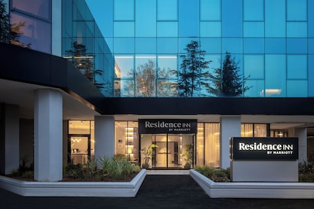 Front of property. Residence Inn By Marriott Milano Linate