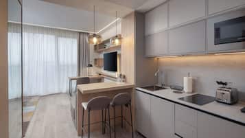 Studio, 1 King-Bett | Eigene Küche