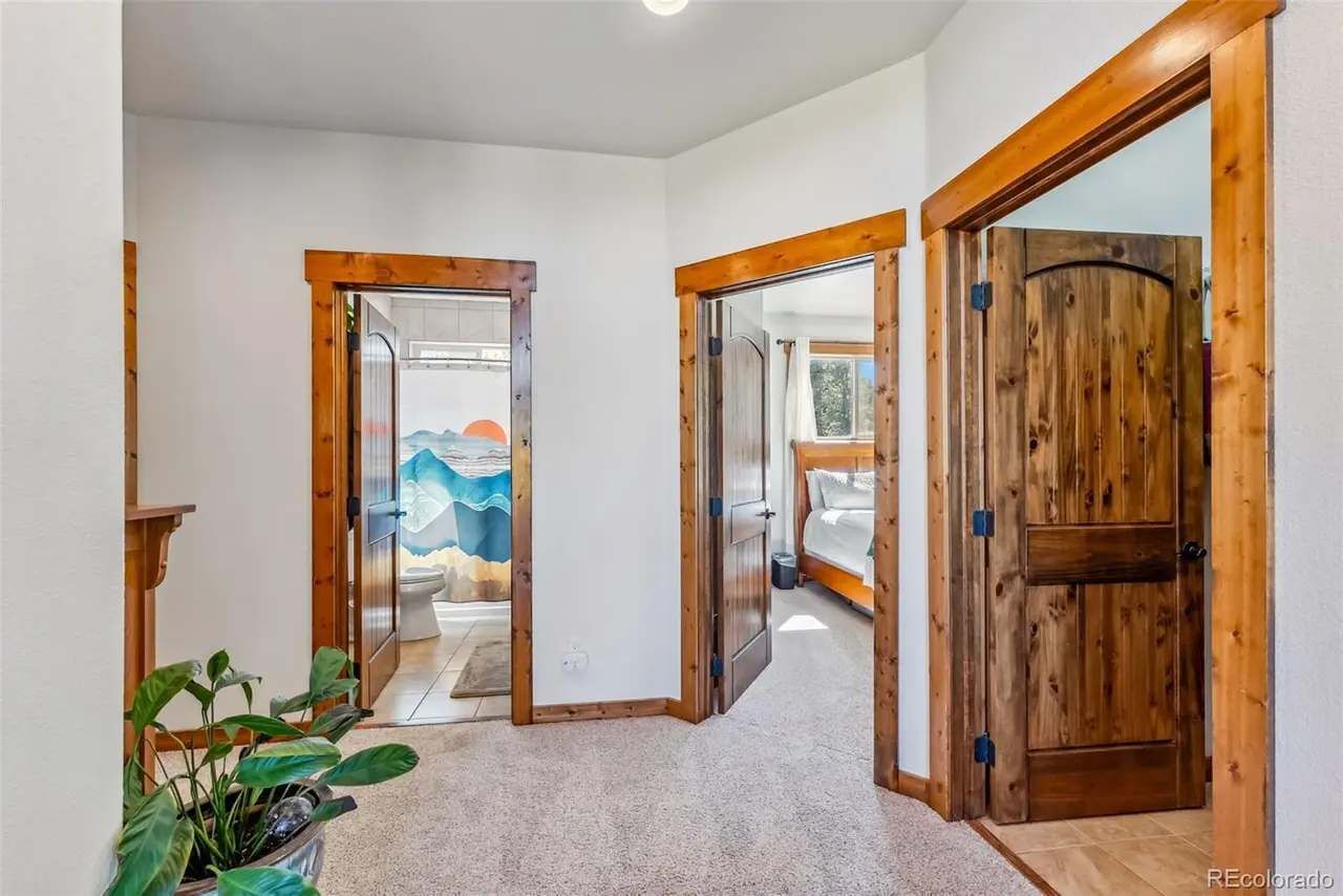 2 多间卧室、旅行婴儿床、WiFi、床单