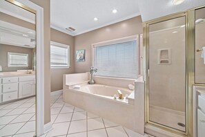 Hair dryer, towels, soap, shampoo - "Above The Waves" Steps To Beach, Panoramic Gulf Views, Pool, 4BR, Dog Friendly (Gulf Shores)