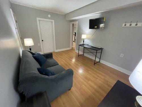 Beach Apartment in Woodmont Milford 102