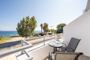 Outdoor dining - Kos Mare : Sea View Apartments (Kos)