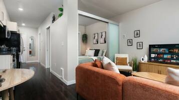 1 bedroom, iron/ironing board, free WiFi, bed sheets