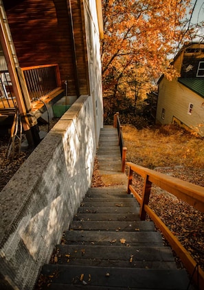 Property grounds - Water access 4-bedroom cabin with Hot tub on Beaver Lake (Garfield)