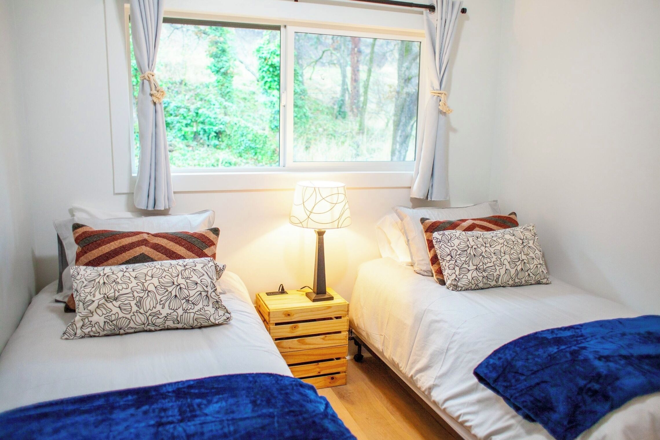 4 bedrooms, WiFi, bed sheets