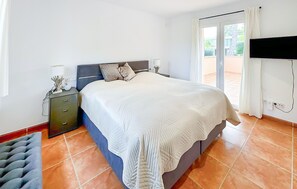4 bedrooms, travel cot, free WiFi - Stunning home in Costa de la Calma (Costa de la Calma)