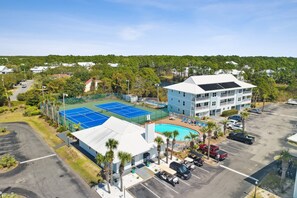Exterior - Steps to Beach & Pool, Pet-Friendly 3BR, Near Lake (Santa Rosa Beach)