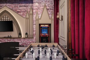 Games room - Spacious resort home w/ pool near Disney (Davenport)