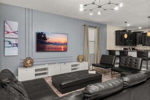 تلفزيون، كرة قدم الطاولة، مكتب