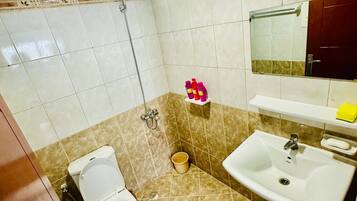 Håndklær, såpe og toalettpapir