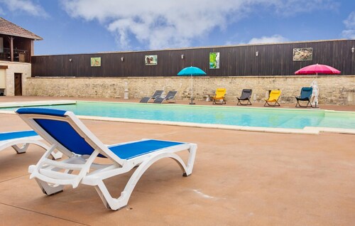 Magnifique maison à Lonnes avec piscine chauffée