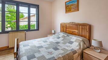 BĂŒgeleisen/BĂŒgelbrett, Reisekinderbett