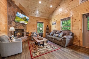 Smart TV, fireplace - Summer Retreat in Sevierville | IndoorPool, HotTub (Sevierville)