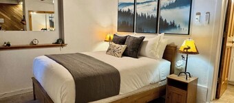 Cozy Tahoe Village Retreat | Fireplace + BBQ